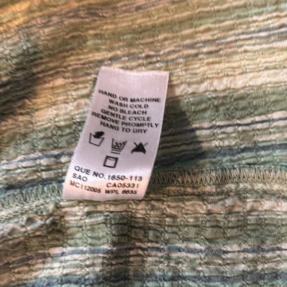 Vintage Woolrich Crinkle Fabric Blue and Green Button Down with Short Sleeves - Picture 6 of 8